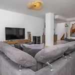 Bethany Villa